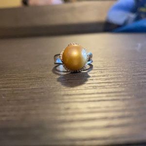 Silver Plated ring with Gold Pearl